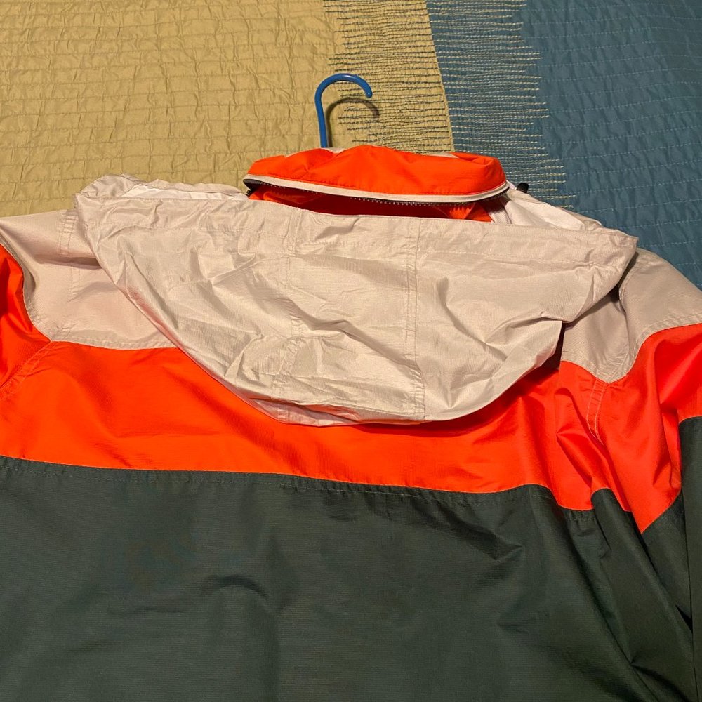 Roundtree & York Water Resistant Performance Jacket - Picture 4 of 5